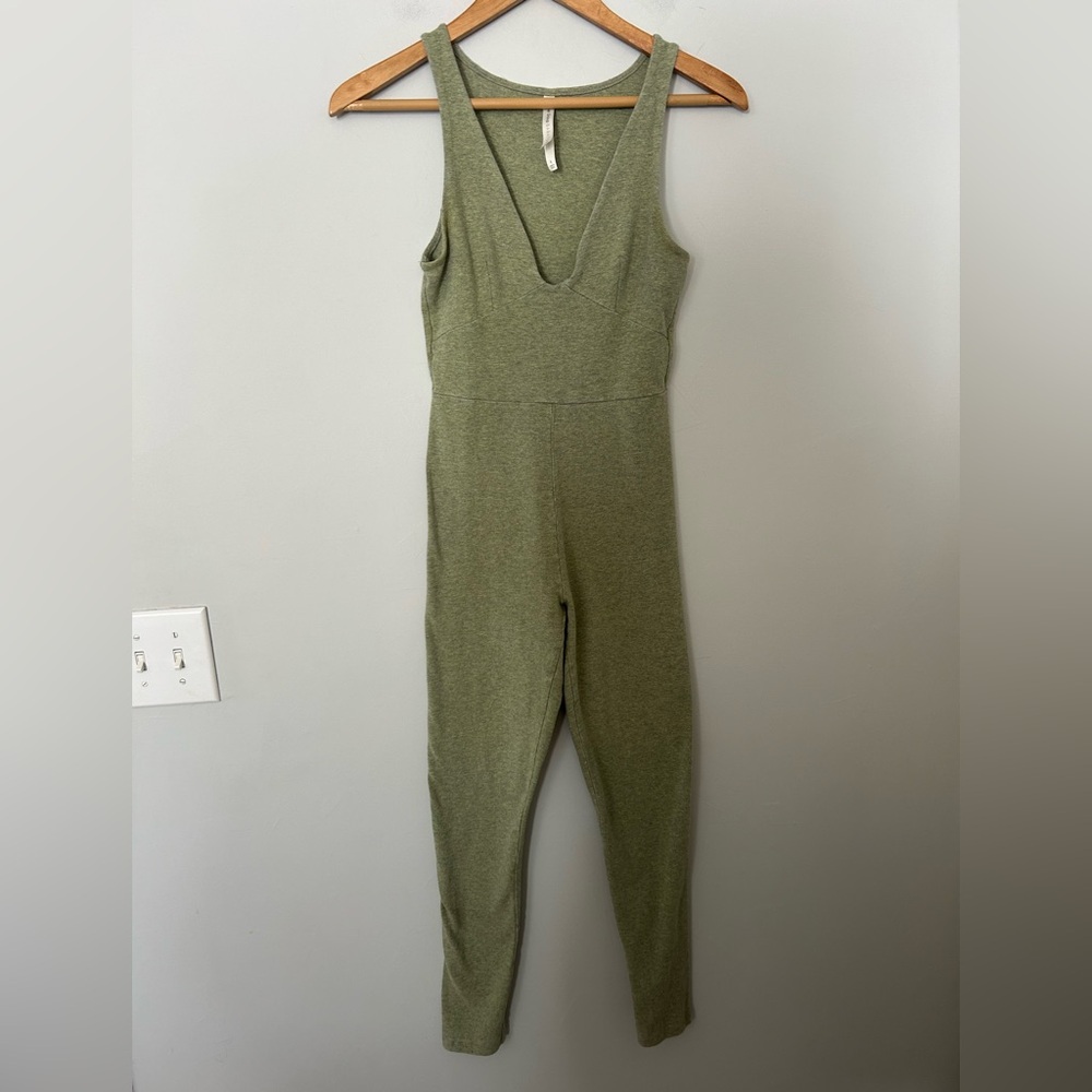 Aritzia Babaton One Piece Workout Onesie Romper Green Space Dye Size S